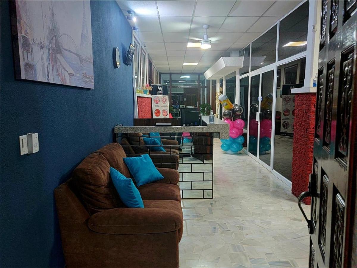 Kartagus Hotel San Salvador Buitenkant foto