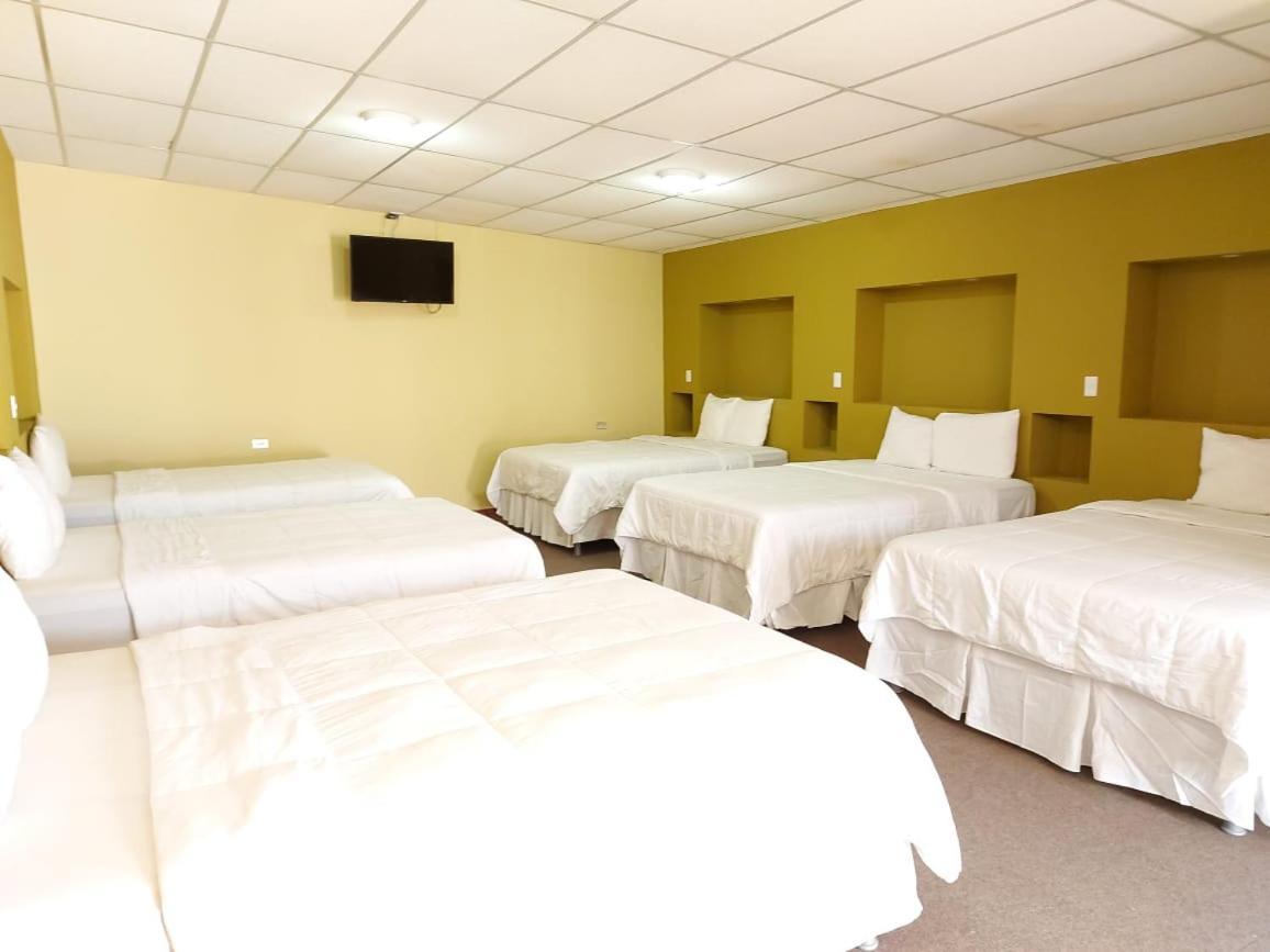 Kartagus Hotel San Salvador Buitenkant foto