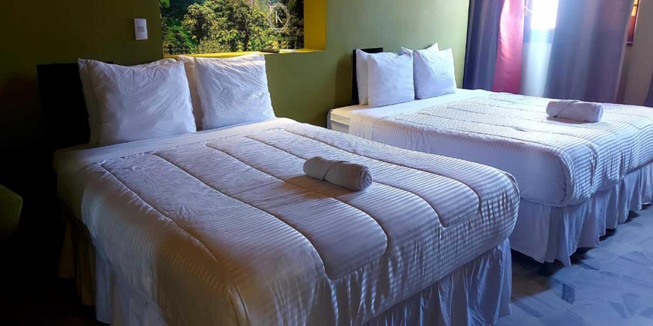 Kartagus Hotel San Salvador Buitenkant foto