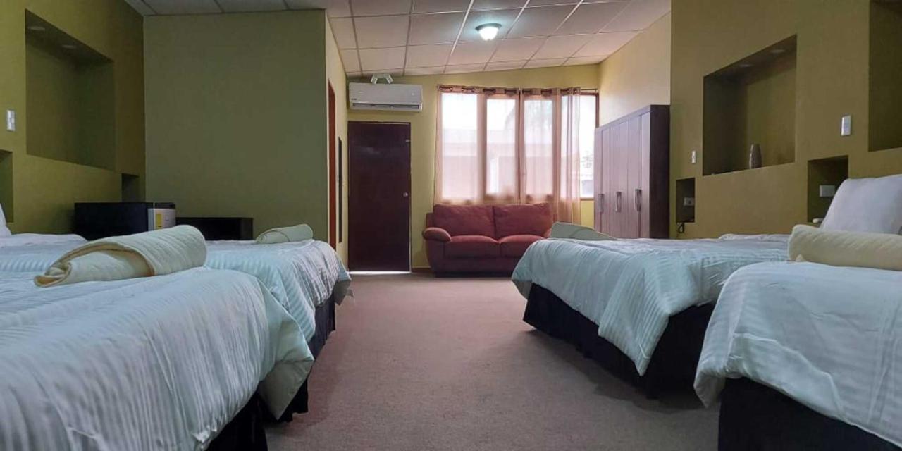 Kartagus Hotel San Salvador Buitenkant foto