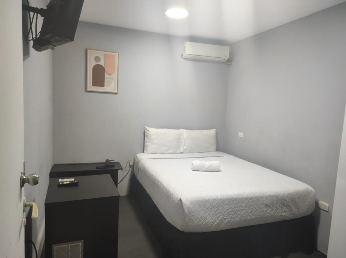 Kartagus Hotel San Salvador Buitenkant foto