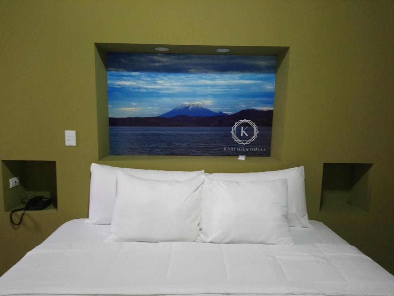 Kartagus Hotel San Salvador Buitenkant foto