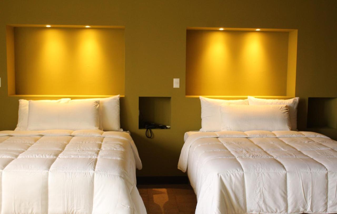Kartagus Hotel San Salvador Buitenkant foto